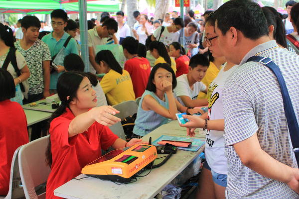 物电学院团学接待2015级新生工作圆满完成