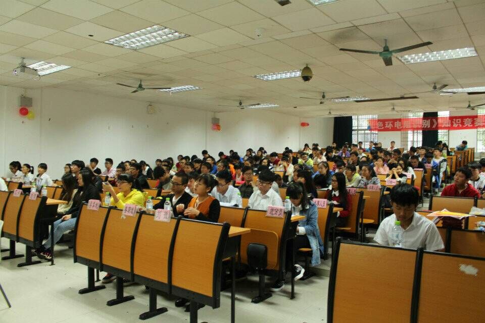 积极参与,提升自身知识技能--记物理与电子工程学院知识竞赛之色环电阻识别决赛