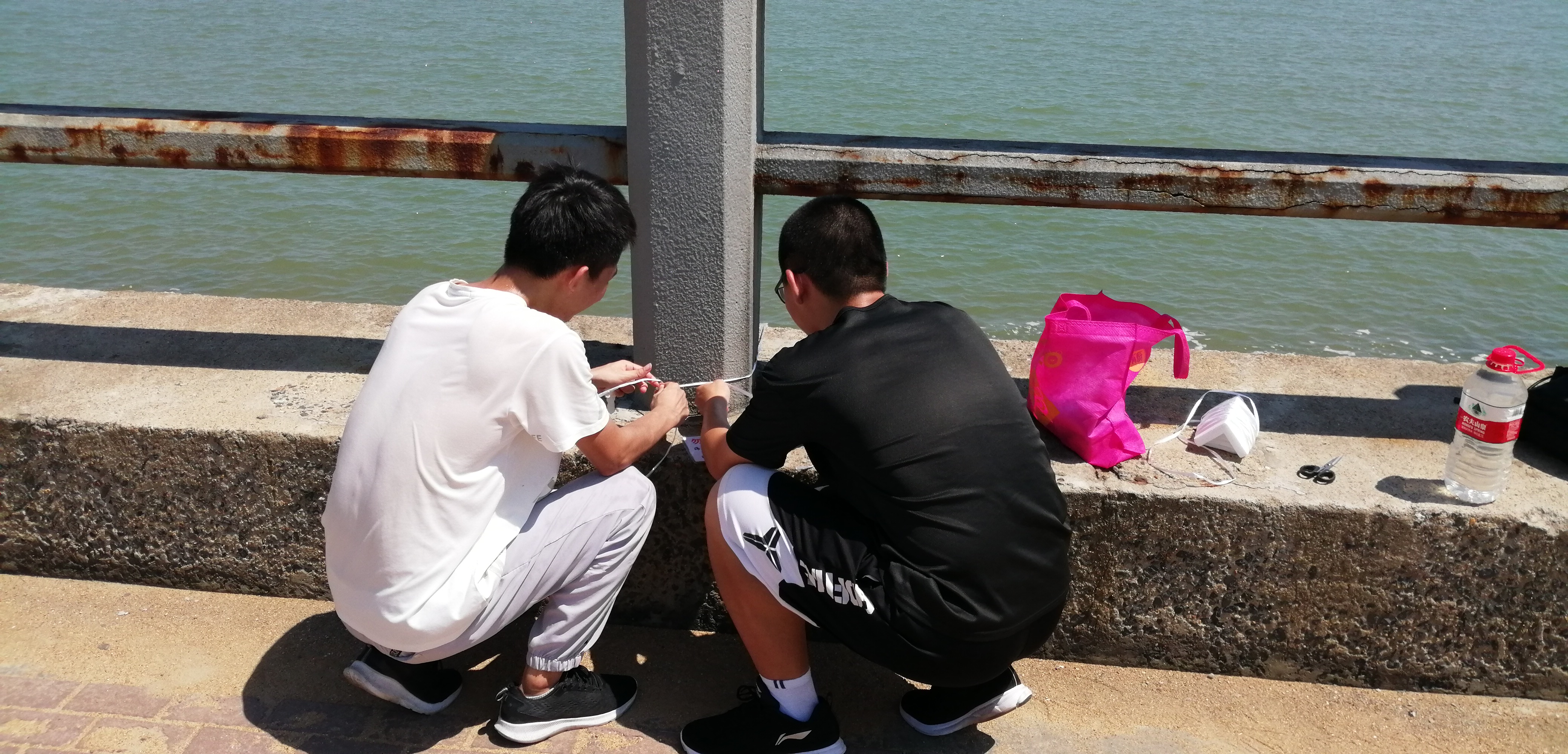 三下乡调研：探究海水-富盐空气对电子元件的性能应用影响