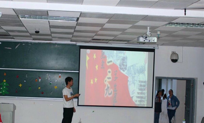 铭记历史，继往开来--记物理与电子工程学院