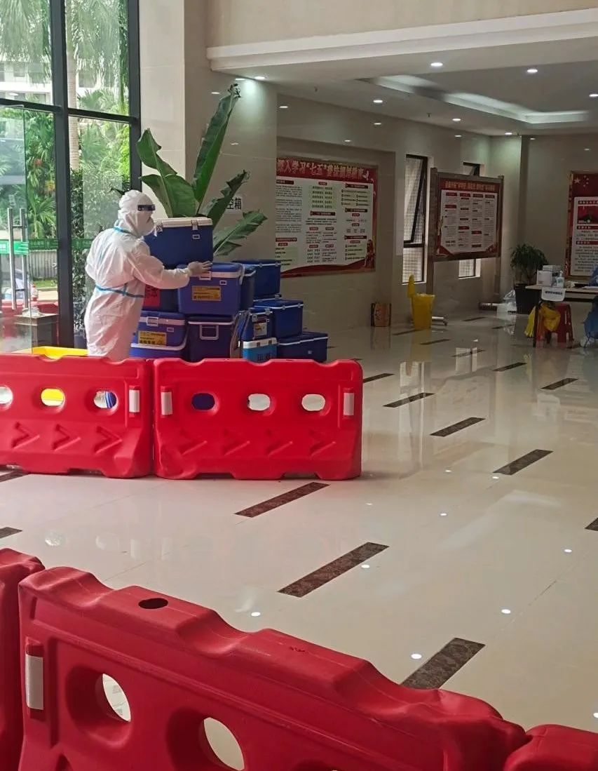 物理与电子工程学院志愿者谢琼涛--我的抗疫日记:那些平凡又闪光的人们