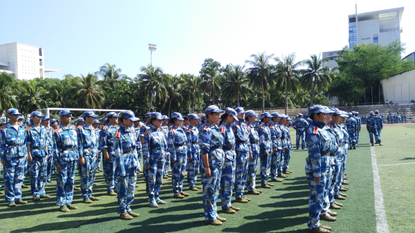 又是一年军训时