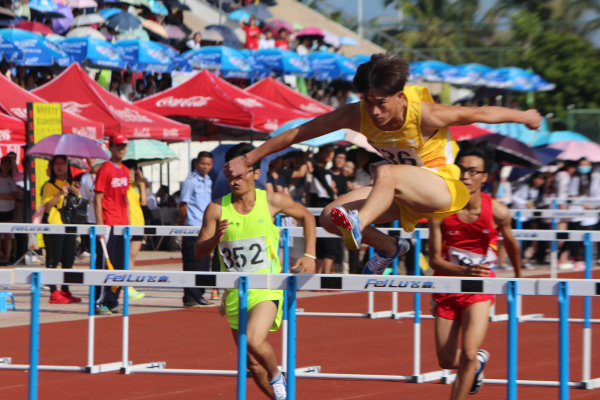我运动，我健康，我快乐--记物理与电子工程学院运动健儿参加第32届校运动会