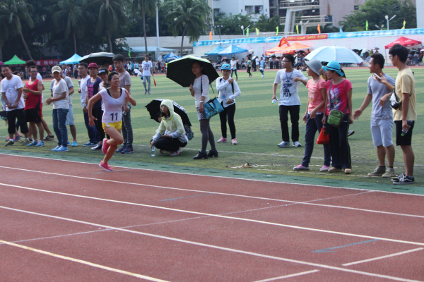 我运动,我健康,我快乐--记物理与电子工程学院运动健儿参加第32届校运动会